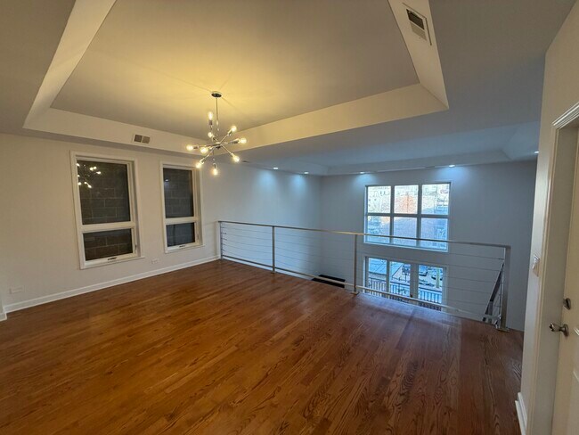 Building Photo - 1347 N Sedgwick St