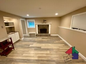 Building Photo - 276 Locust Hill Rd