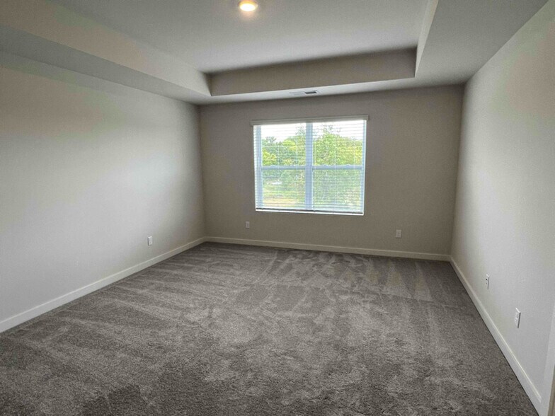 Building Photo - 145 Rising Ln