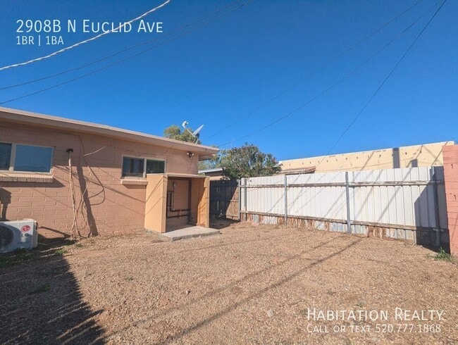 Building Photo - 2908B N Euclid Ave