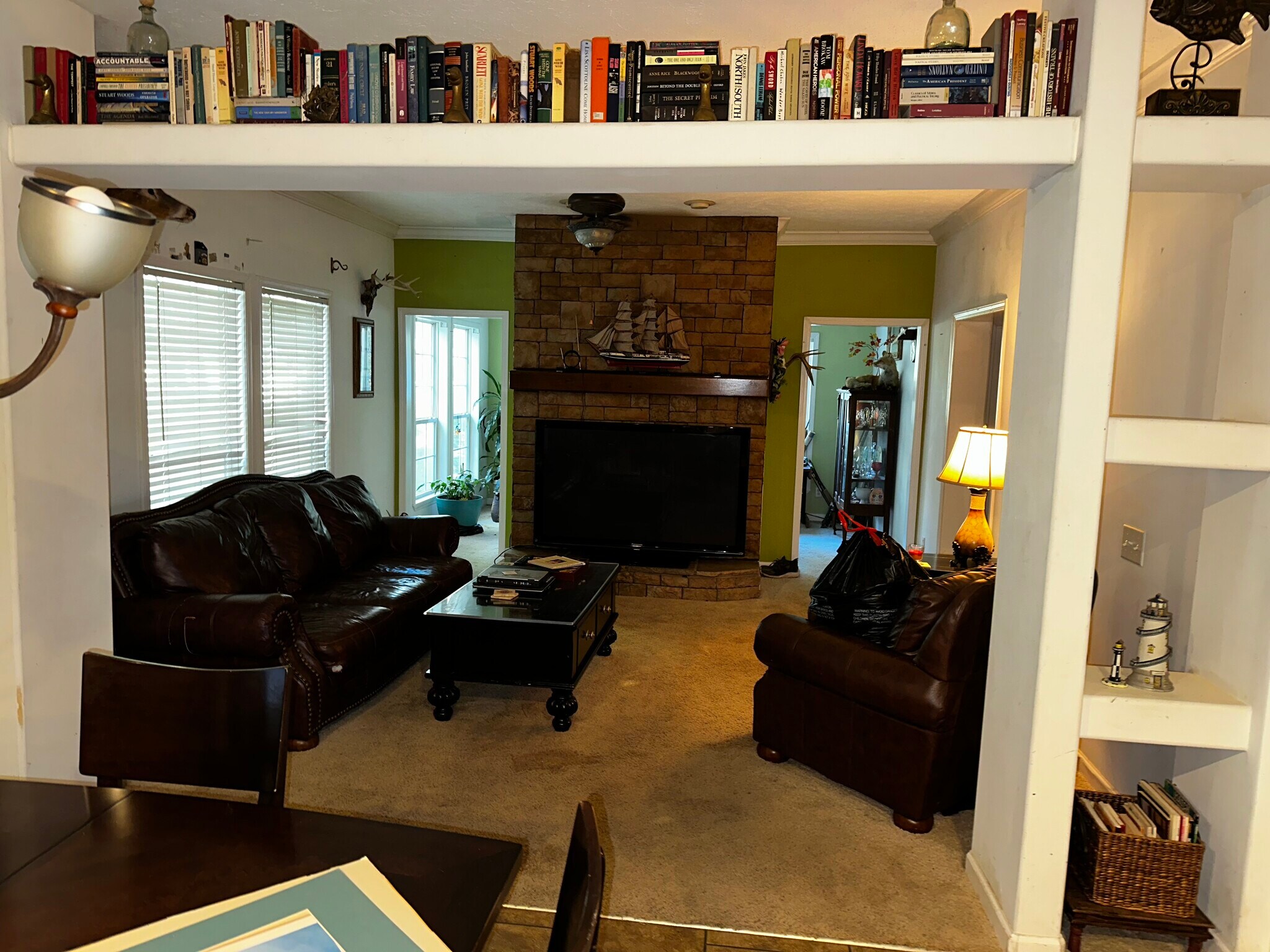 Building Photo - 2290 Ashland Rd