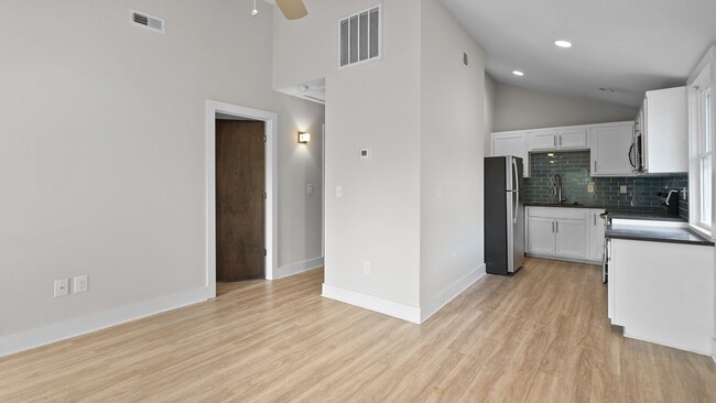 Building Photo - 1505 Andy St