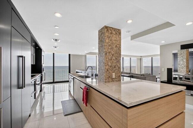 Building Photo - 3400 S Ocean Blvd