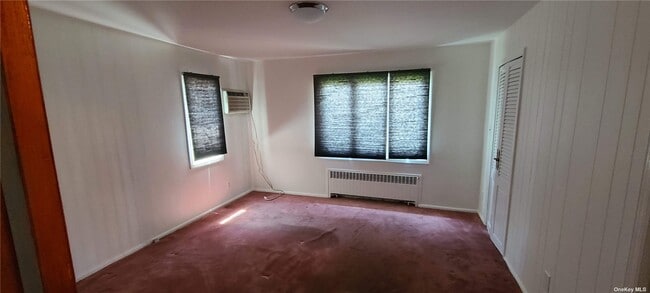 Building Photo - 303 Ribbon St