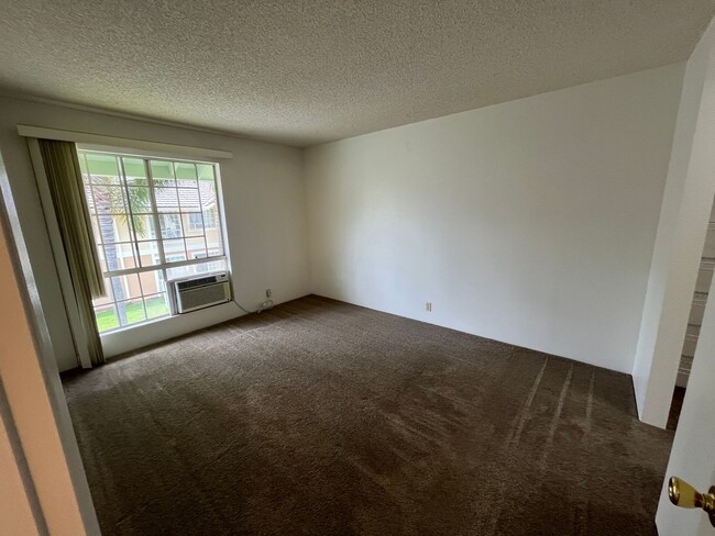 Building Photo - Villages at Waipio (Waipahu) -  2nd Story ...