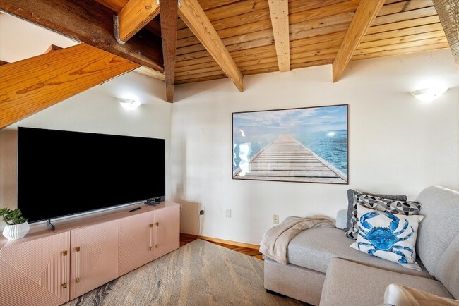 Building Photo - 164 Bora Dr