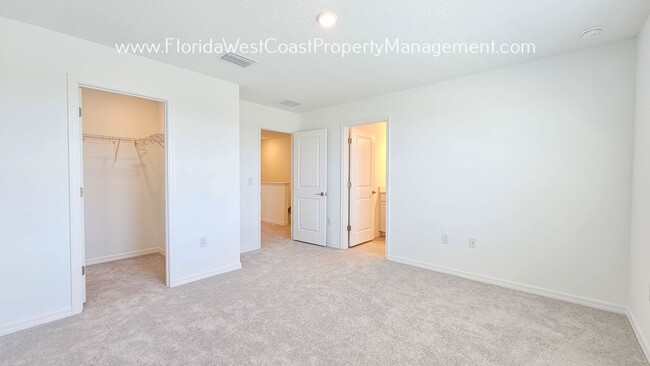 Building Photo - OUTSTANDING BRAND NEW TOWNHOME! SKYE RANCH...