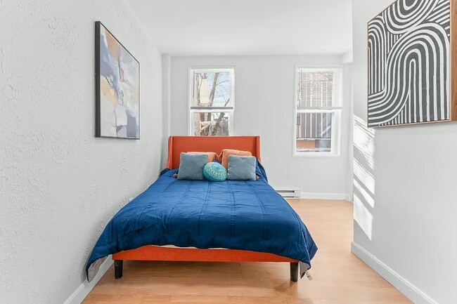 Building Photo - 8 Everett St