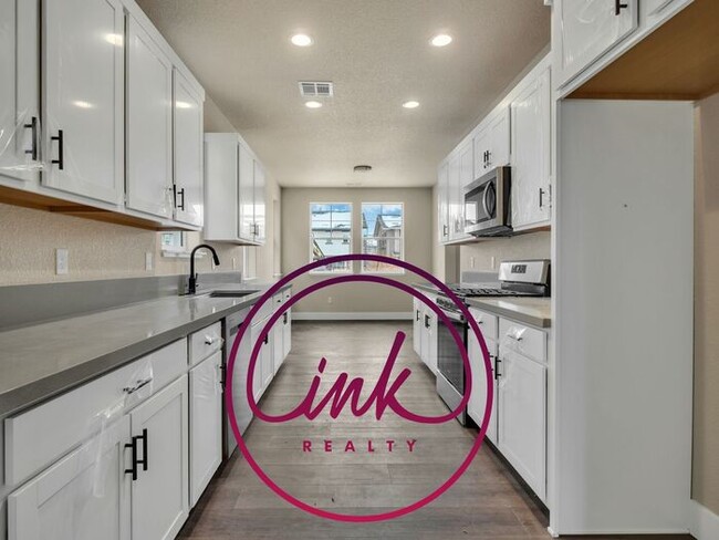 Building Photo - New Townhouses in Gardnerville For Rent