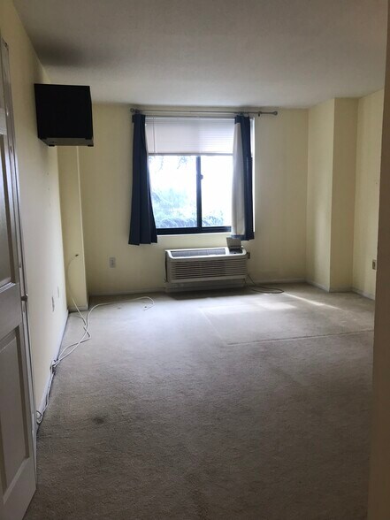 bedroom 1 - 115 Polifly Rd