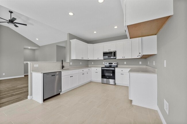 Building Photo - 451 White Dogwood Cir