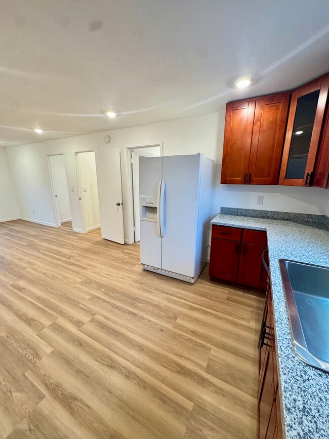 Building Photo - Phillips Lane