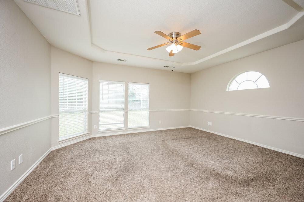 Building Photo - 100 Silverwood Dr