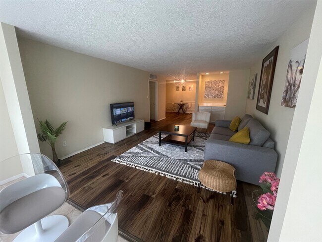 Building Photo - 5050 Ambassador Way