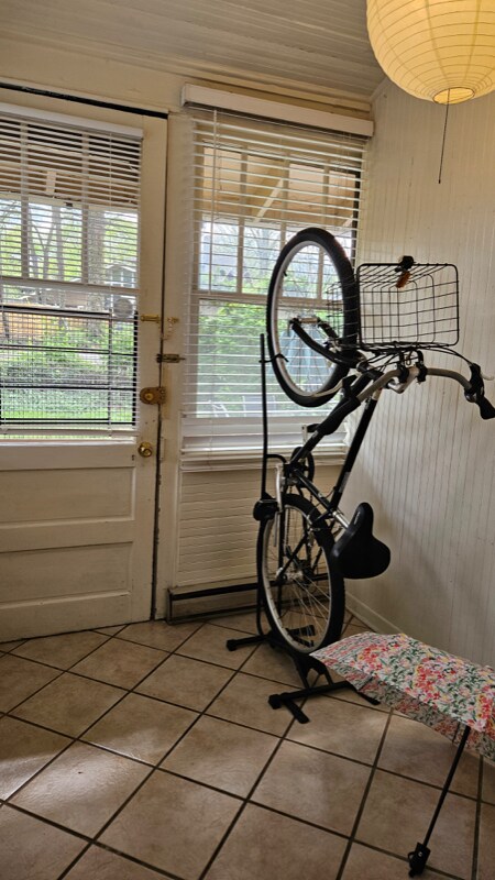 Building Photo - 2217 Belmont Blvd