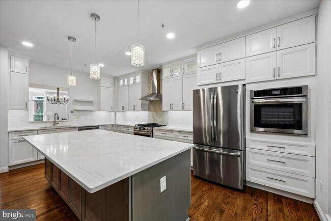Building Photo - 10539 Tuckerman Heights Cir