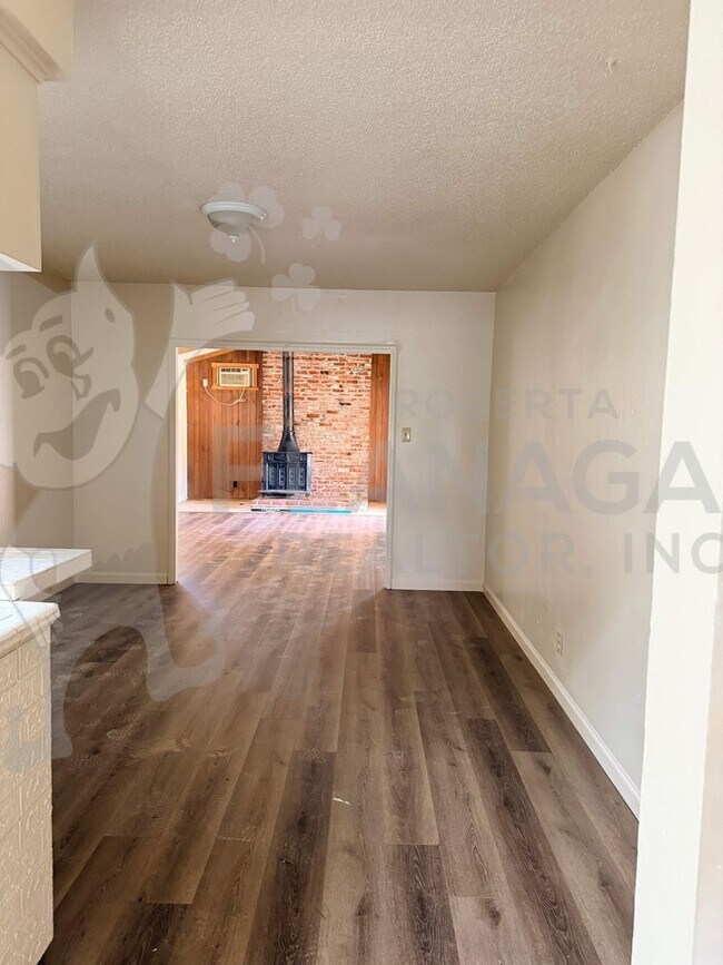 Building Photo - 2678 Hoover Ct
