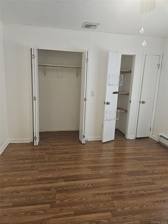 Building Photo - 740 Dogwood Ave