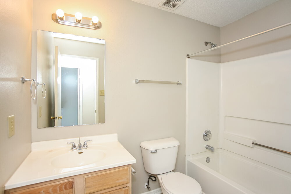 Building Photo - 2023 Orchid Bloom Dr