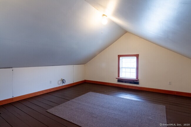 Building Photo - 393 Plainville Ave