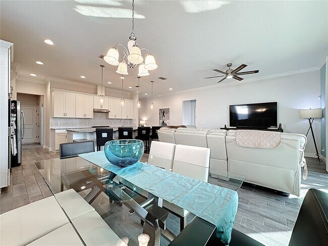 Building Photo - 2244 Antilles Club Dr