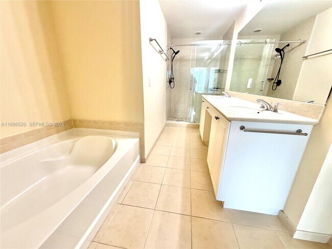 Building Photo - 3340 NE 190th St