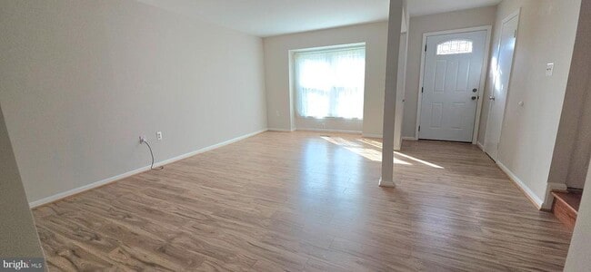 Building Photo - 5510 La Cross Ct