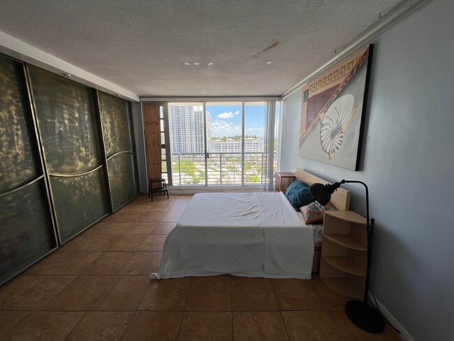 Bedroom - 1720 Harrison St