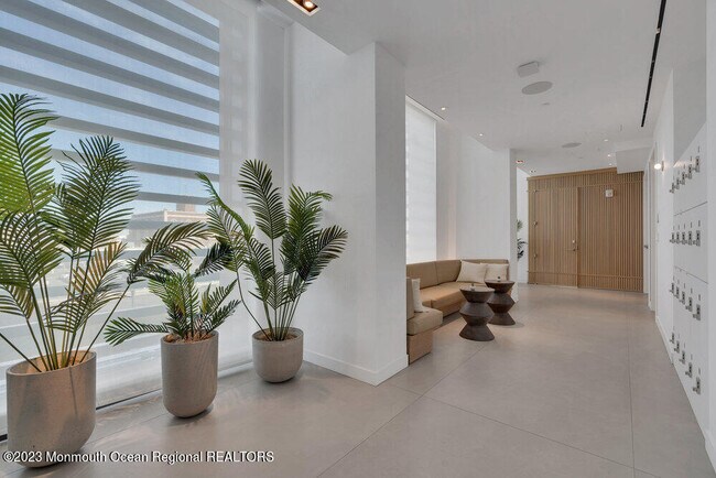 Building Photo - 1101 Ocean Ave N