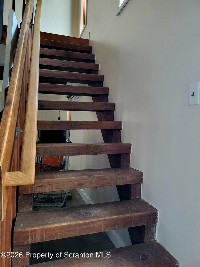 Building Photo - 353 Saunders Dr