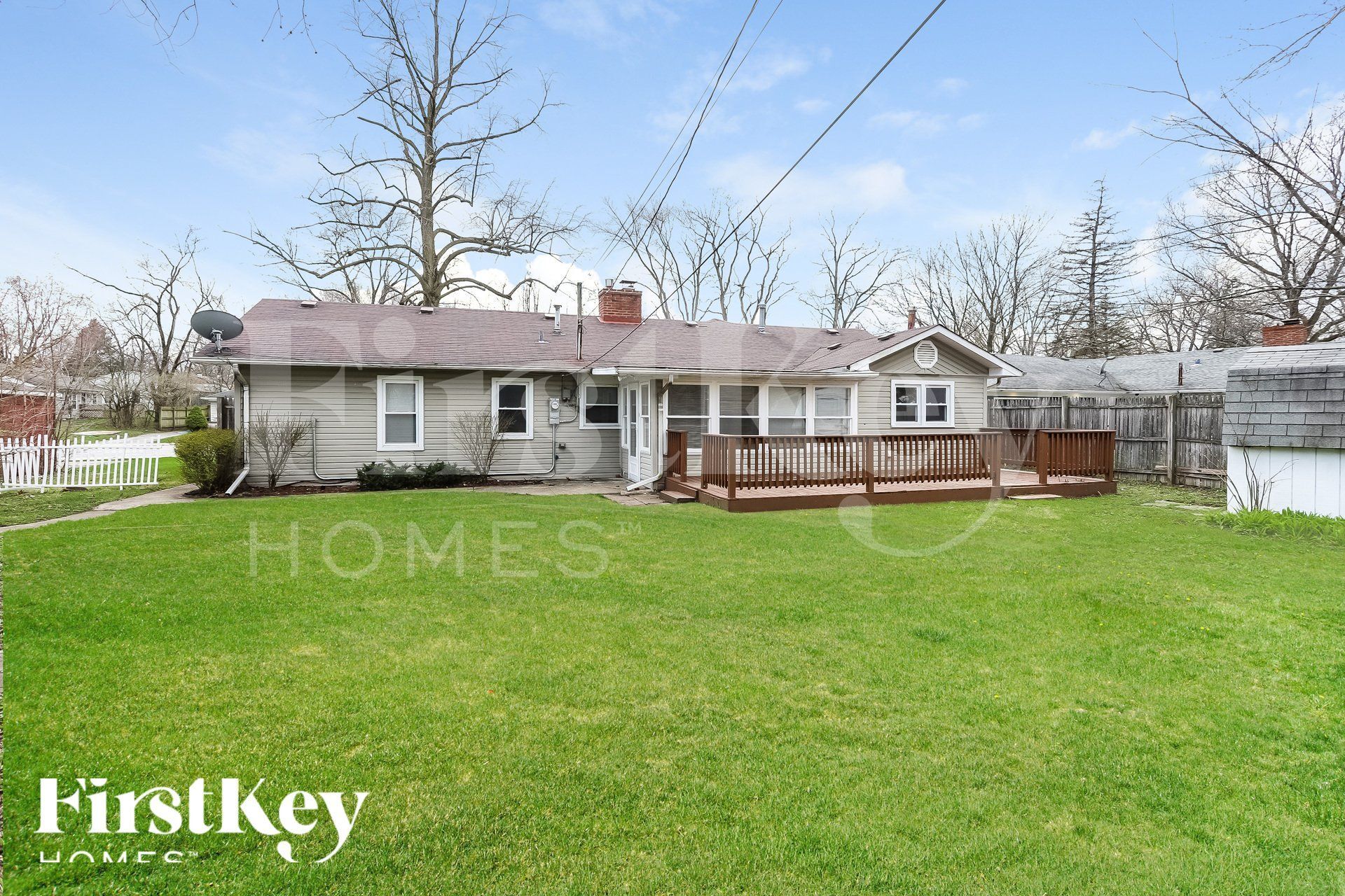 Building Photo - 374 Oswego St