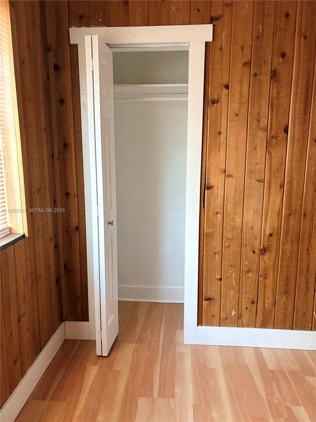 Building Photo - 249 SW 4th St