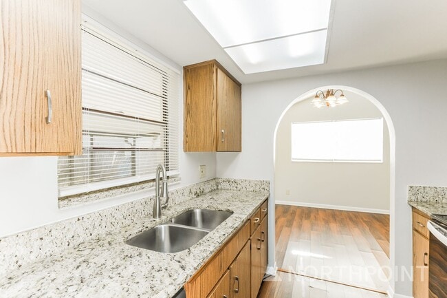 Building Photo - Enchanting Single Family Home | 3 BR/2BA | 1-Car Covered Parking