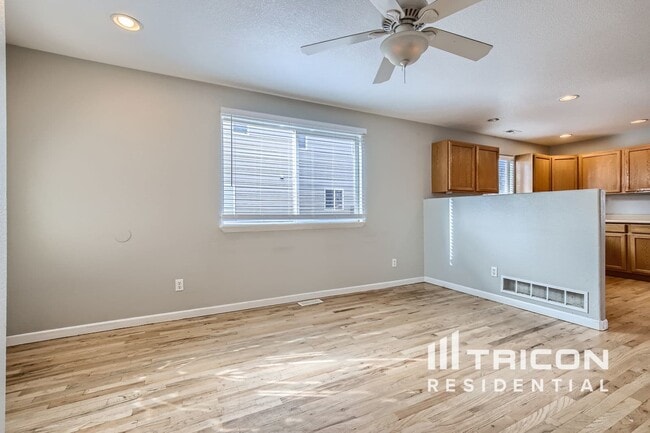 Building Photo - 4475 Parfet St