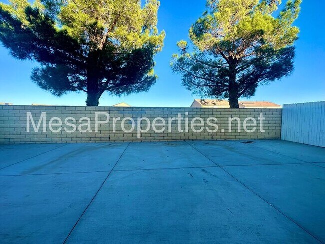 Building Photo - 14747 Carter Rd