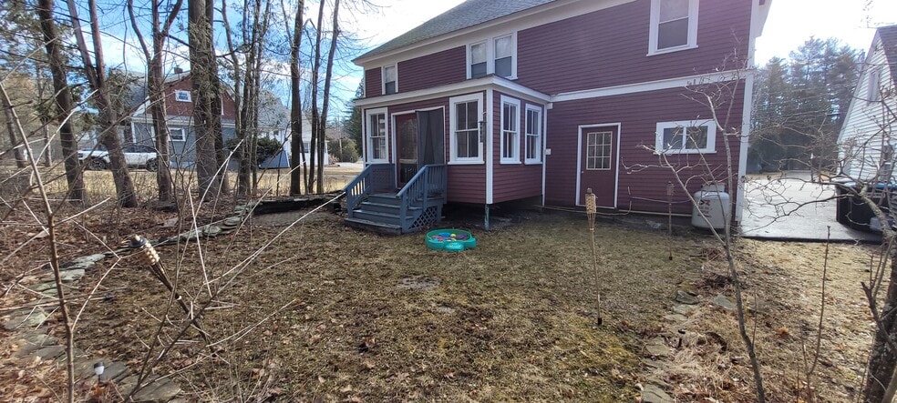 Building Photo - 415 Stillwater Ave