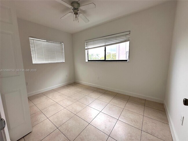 Building Photo - 8700 SW 133rd Avenue Rd