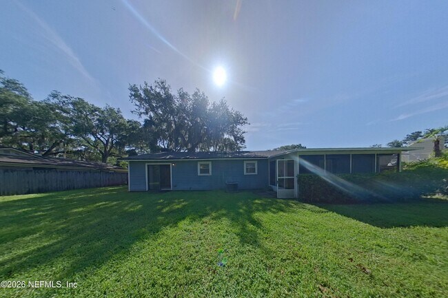 Building Photo - 554 Peregrine Ct