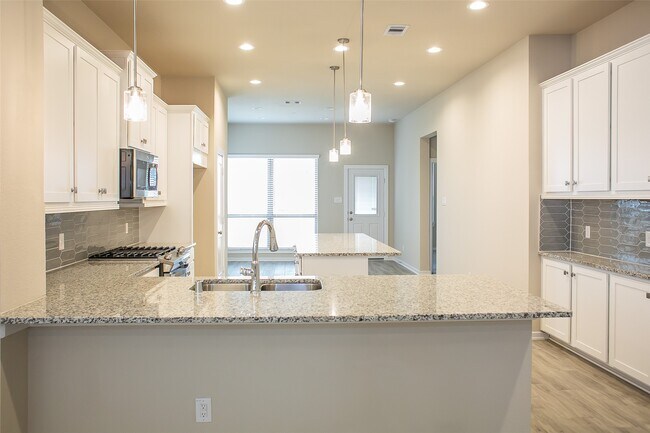 Building Photo - 10465 Wild Rice