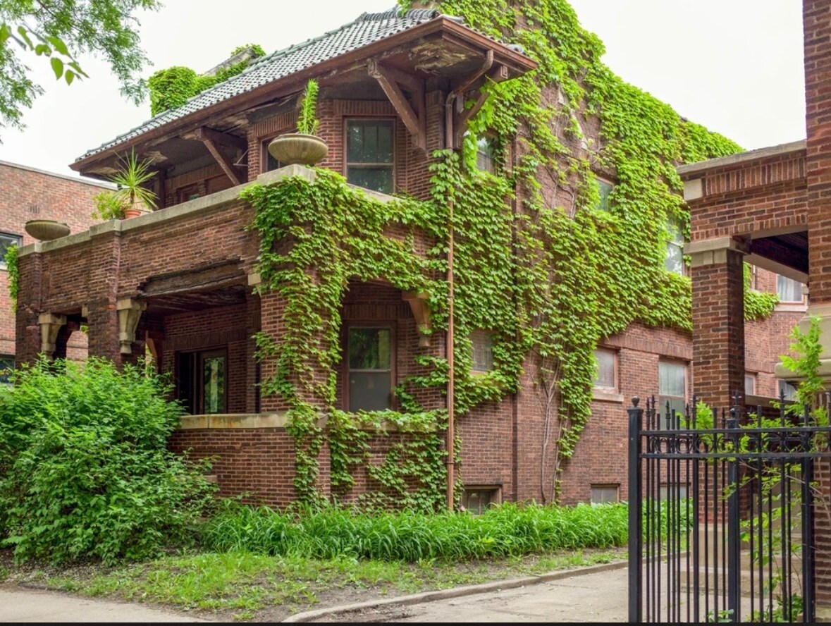 Building Photo - 2117 N Kedzie Blvd