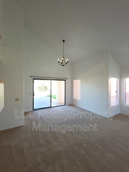 Building Photo - 35325 Billie Ann Rd