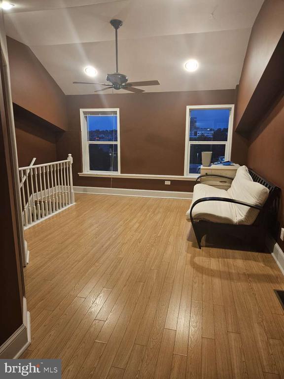 Primary Photo - 106 Powers Ave