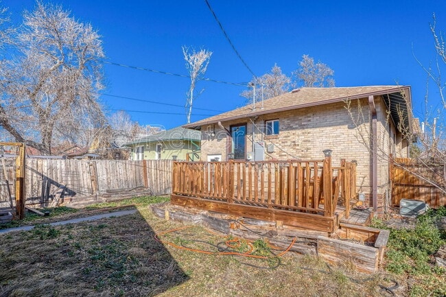 Building Photo - 3056 W Clyde Pl