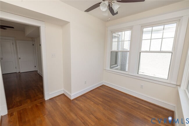 Building Photo - 2302 Maplewood Ave