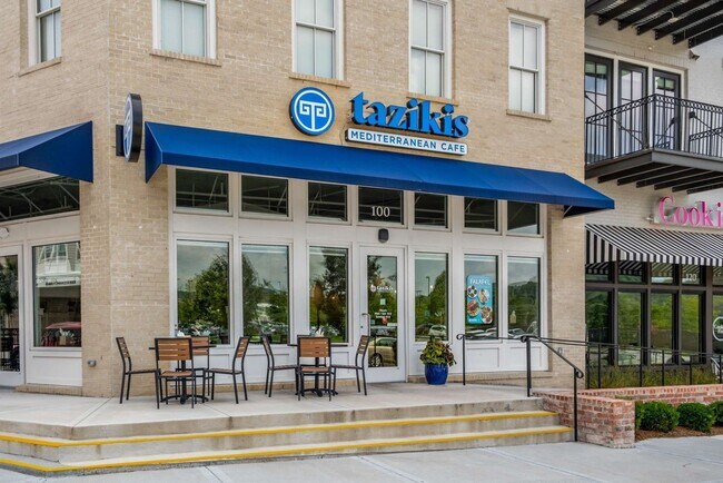 Building Photo - Luxury living in this brand new home - Franklin, TN