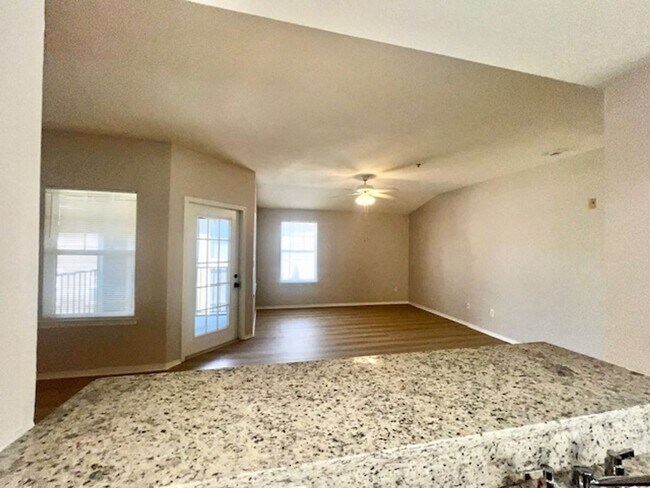 Building Photo - NEW-Remodeled bathroom & kitchen! NEW VINYL PLANK flooring & fresh paint! 2 bedroom 1 bath condo ...