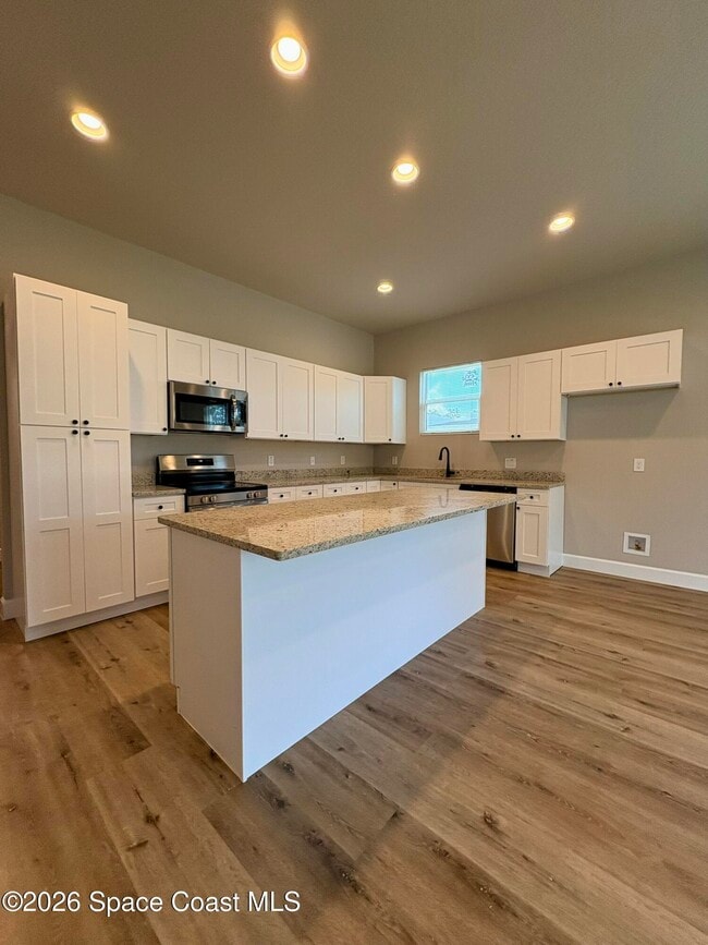 Building Photo - 3267 Slama Ave