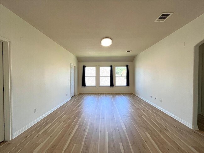Building Photo - 3004 Edgecreek Pl