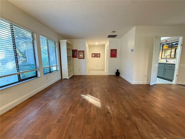 Building Photo - 6242 NW 105th Ave