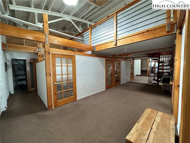 Building Photo - 164 Depot St